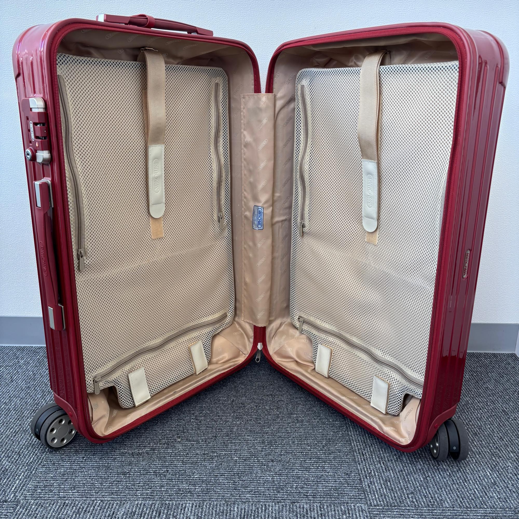 リモワ サルサデラックス(エッセンシャル) 873.63 中古美品 58リットル 4輪