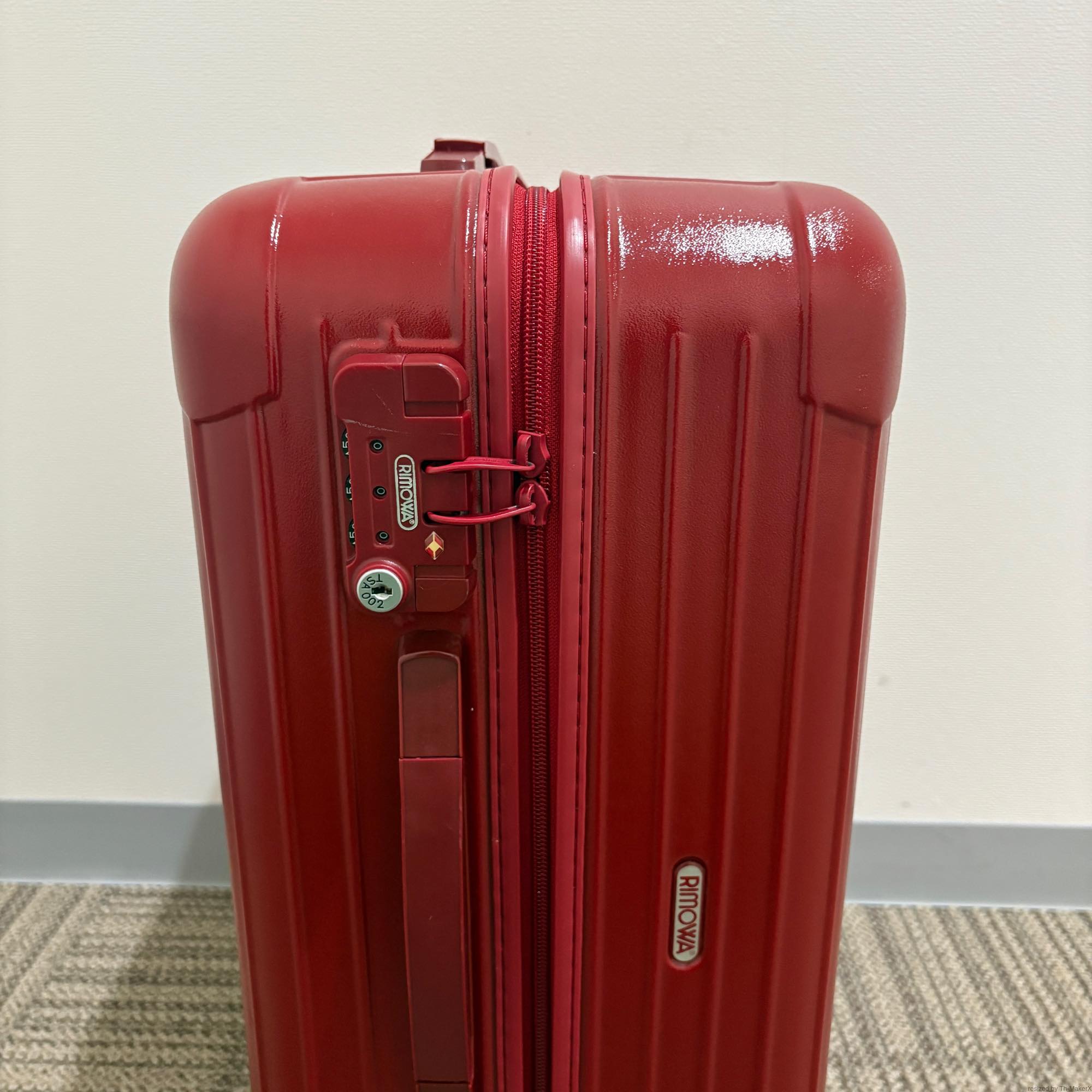 リモワ サルサ(エッセンシャル) 875.56 45リットル 中古美品 4輪