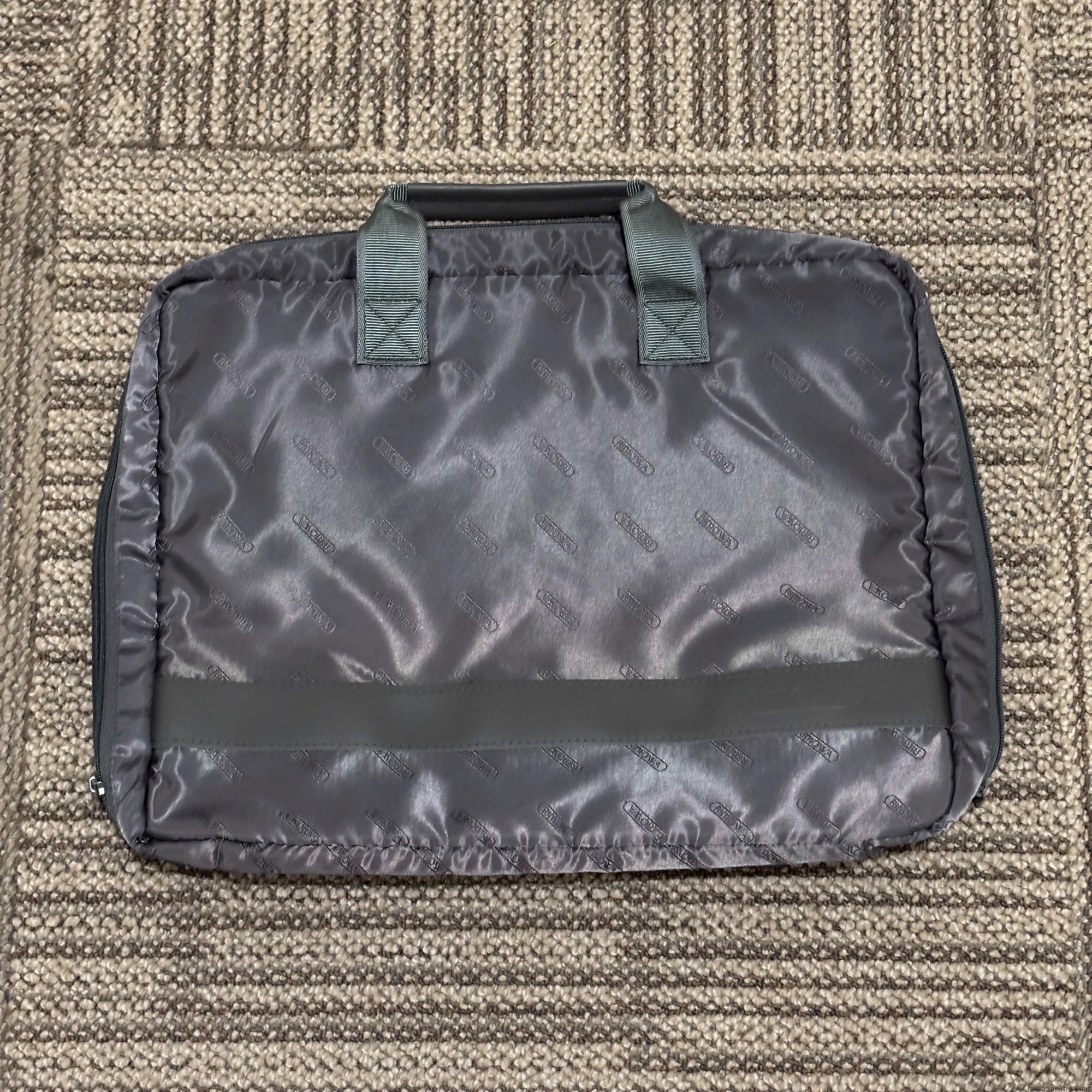 リモワ リンボ 880.40.50.2 中古美品 24リットル 4輪