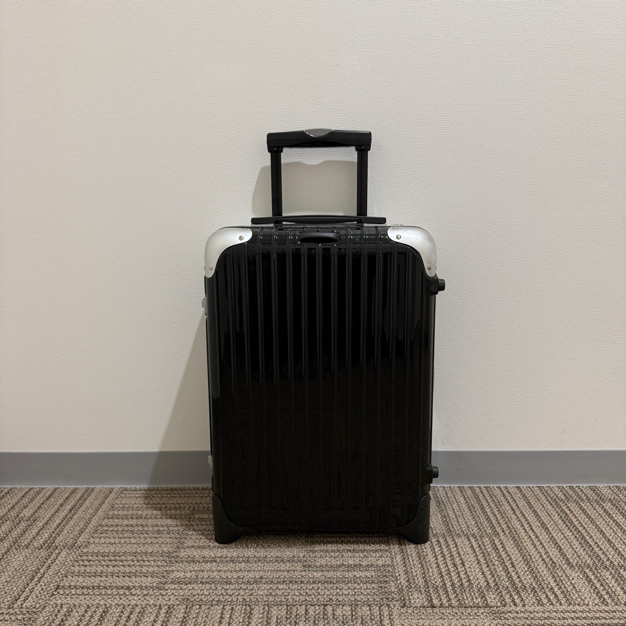 リモワ リンボ 880.52.50.2 中古美品 32リットル 2輪