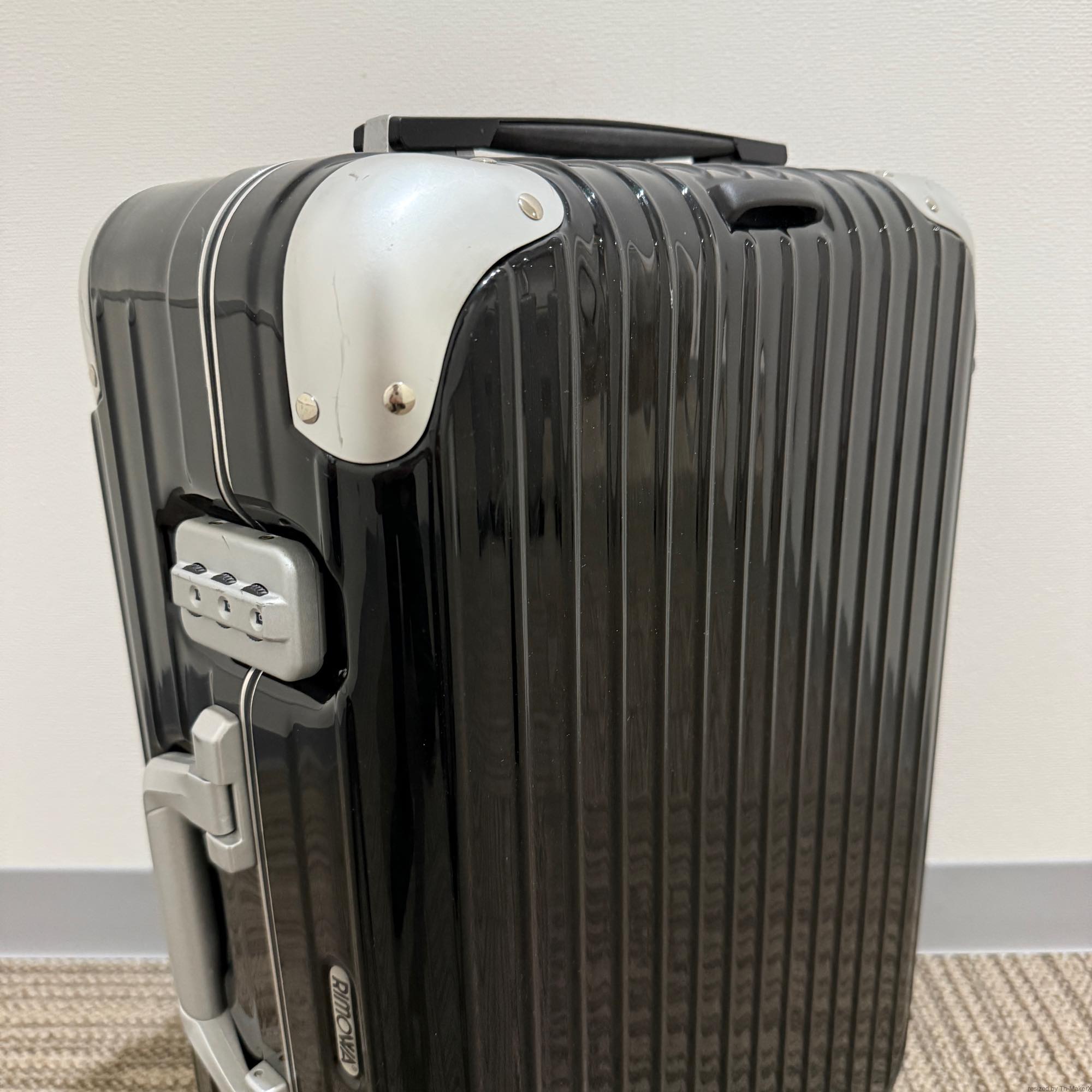 リモワ リンボ 880.52.50.2 中古美品 32リットル 2輪