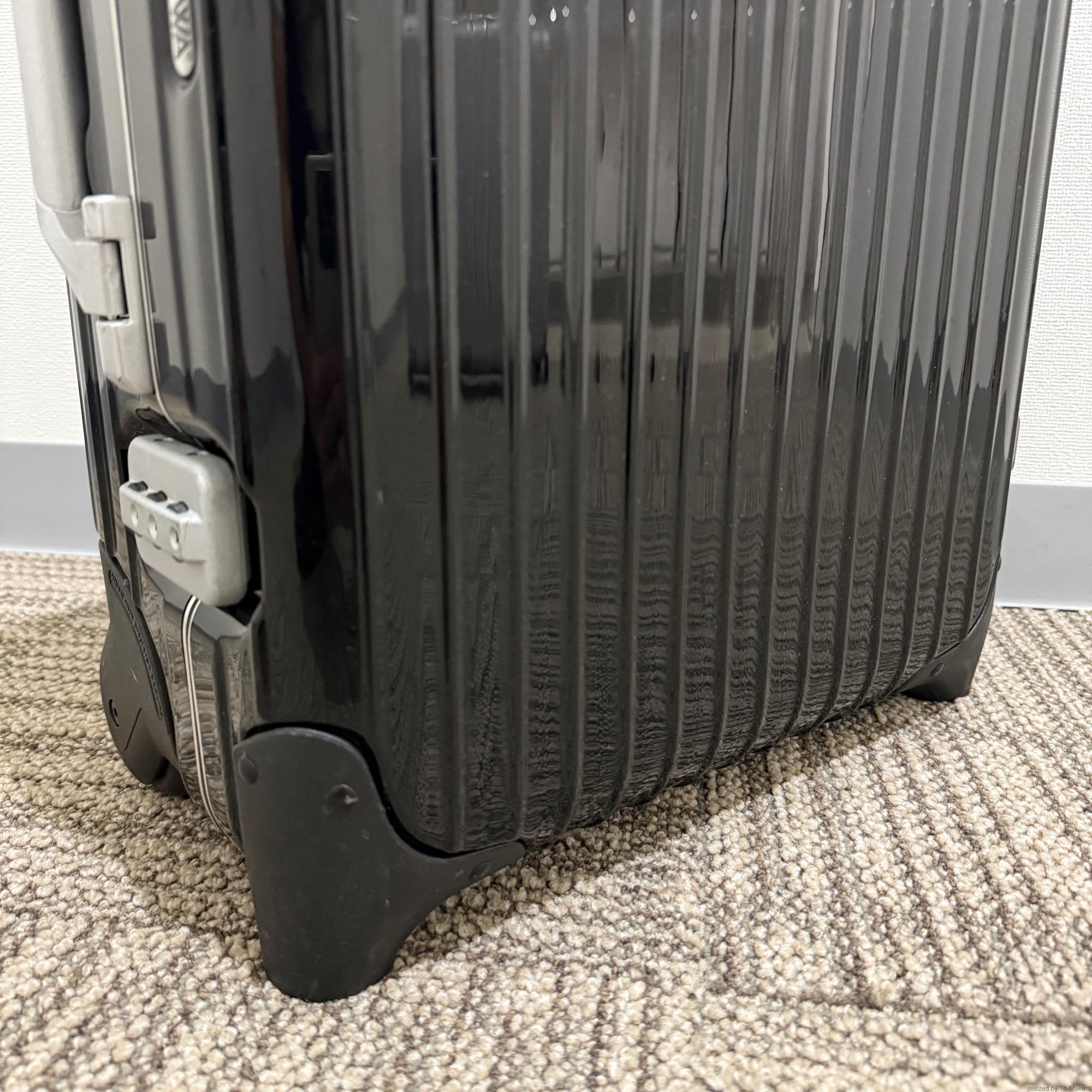 リモワ リンボ 880.52.50.2 中古美品 32リットル 2輪