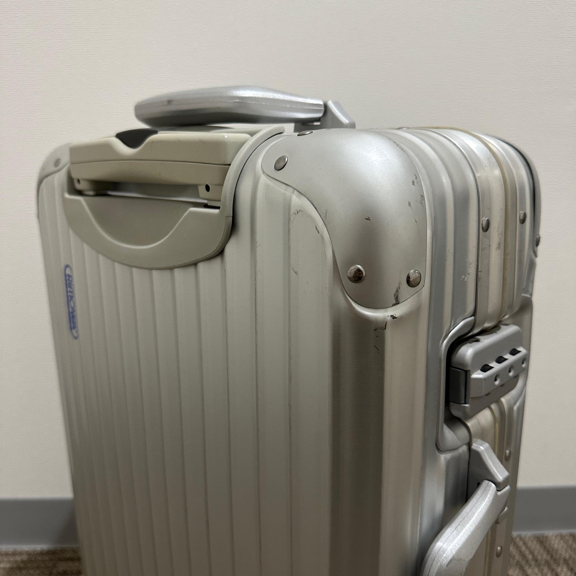 リモワ トパーズ 929.52-9 中古商品 32リットル 2輪