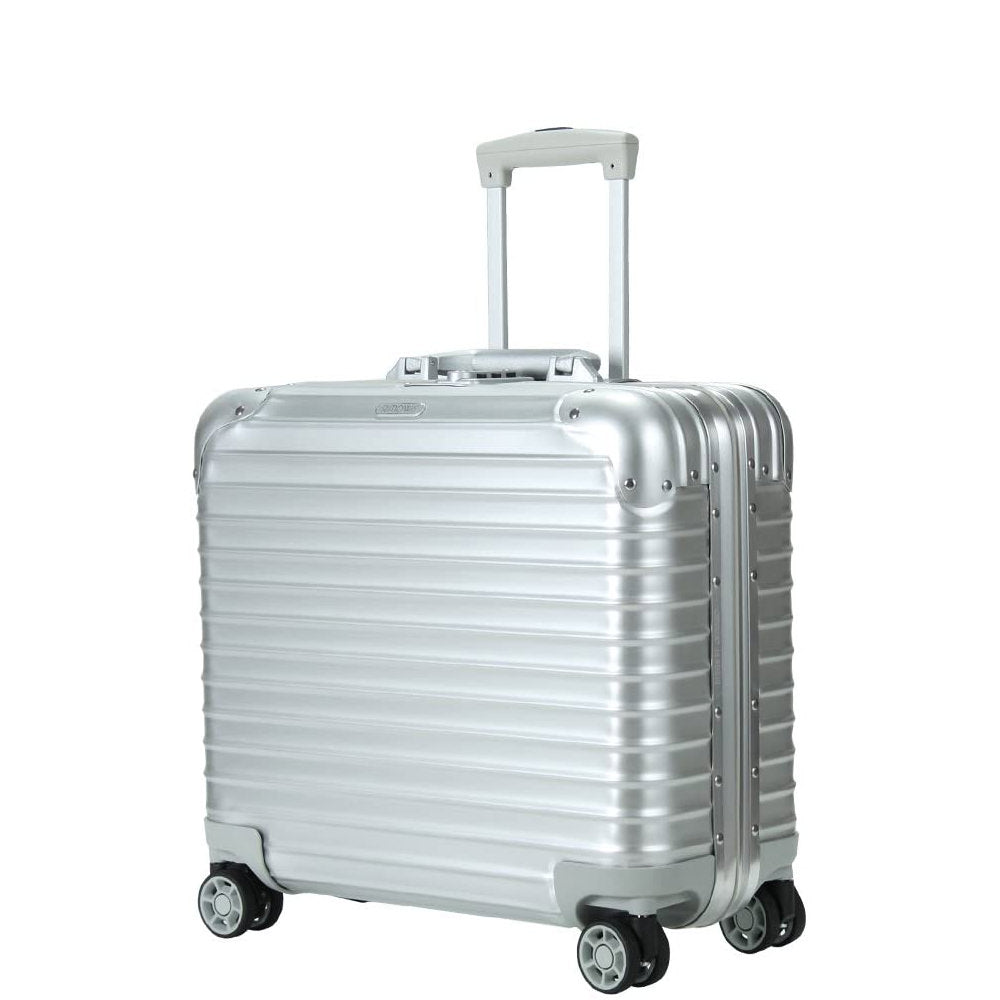 リモワ トパーズ 920.40.00.4 中古商品 28リットル 4輪