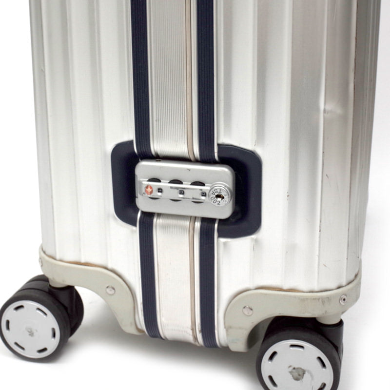 リモワ シルバーインテグラル 中古品 U923.77 104リットル 4輪