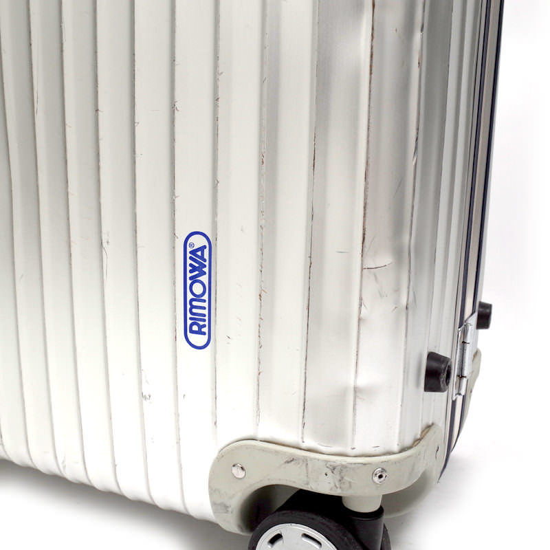 リモワ シルバーインテグラル 中古品 U923.77 104リットル 4輪
