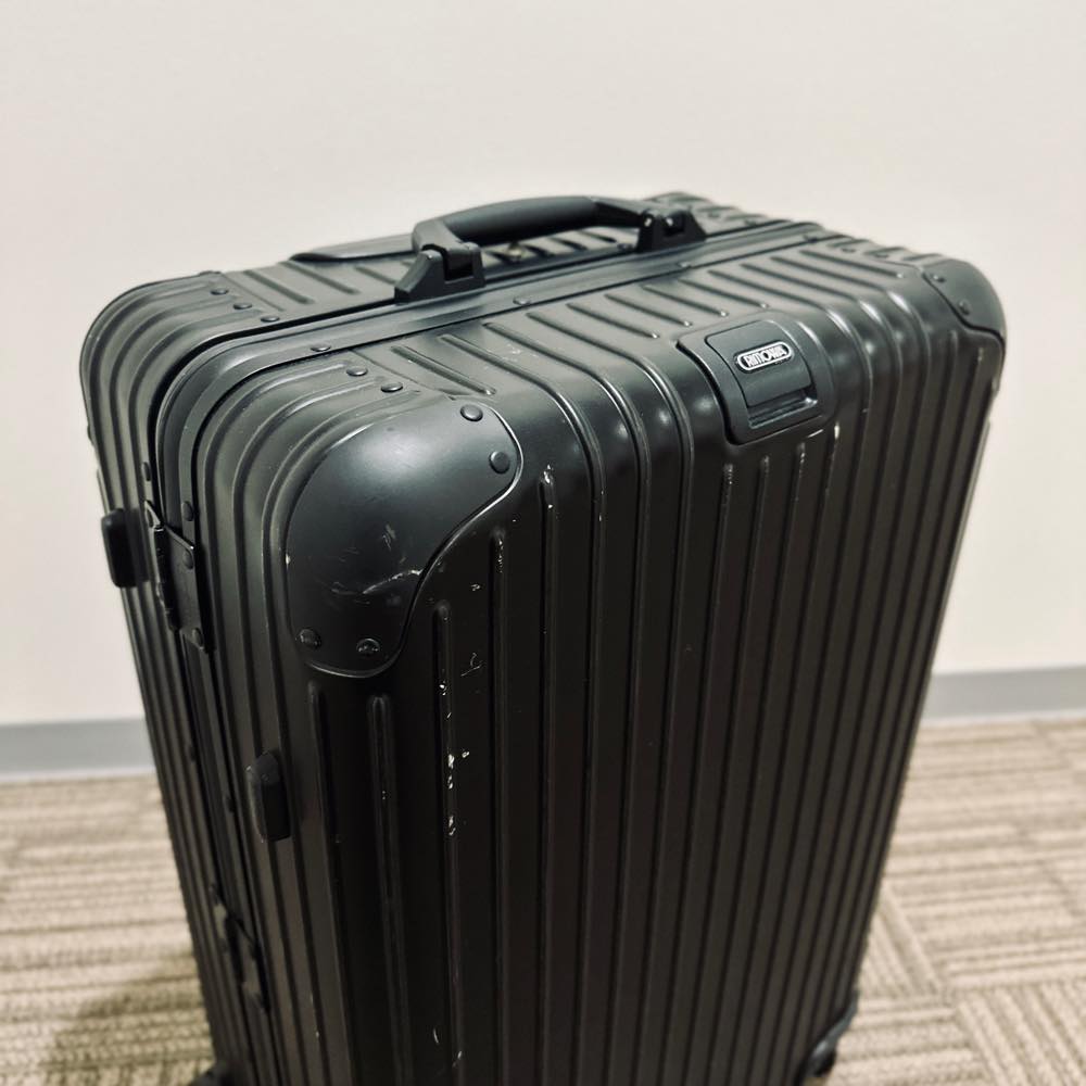 リモワ トパーズ ステルス 中古商品 924.63.01.4 64リットル 4輪