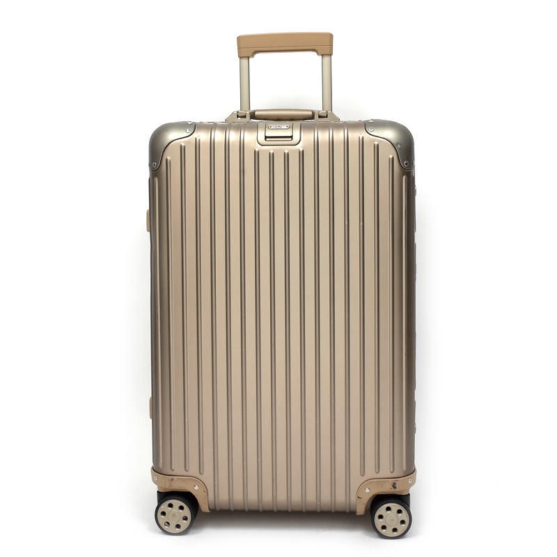 リモワ トパーズ チタニウム 中古商品 924.63.03.4 64リットル 4輪
