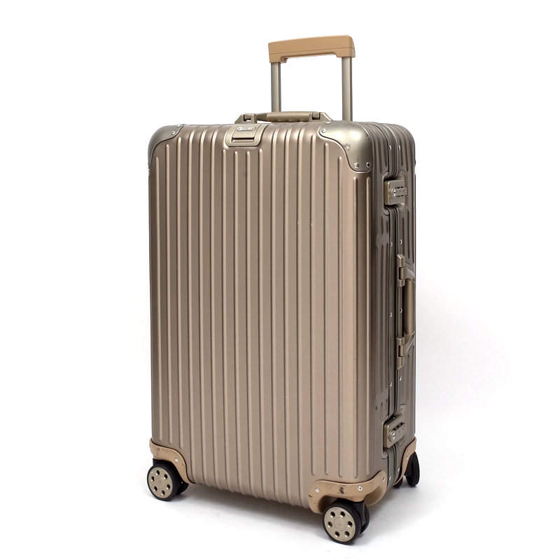 リモワ トパーズ チタニウム 中古商品 924.63.03.4 64リットル 4輪