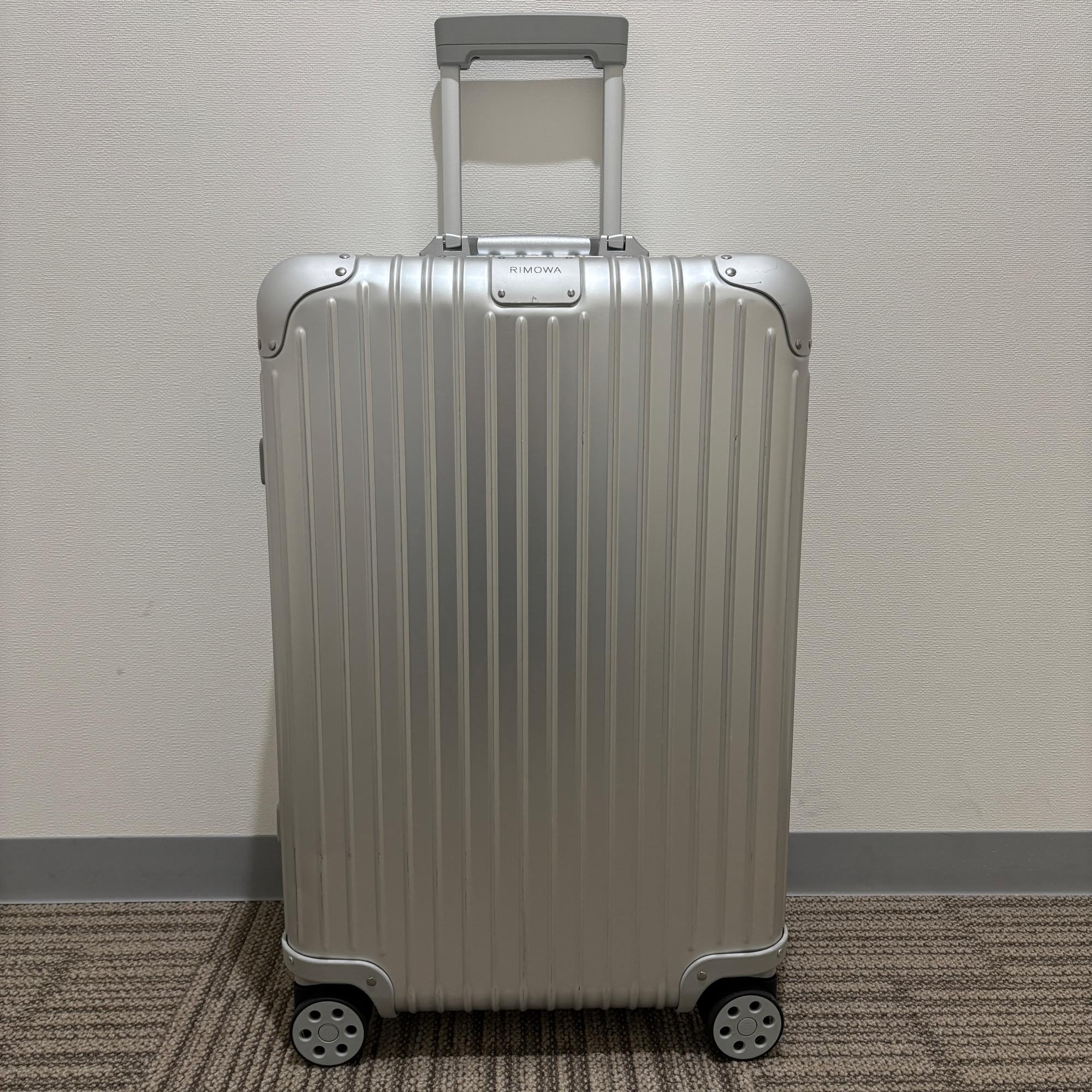 リモワ オリジナル 925.63.00.4 チェックインM 中古美品 60リットル 4輪