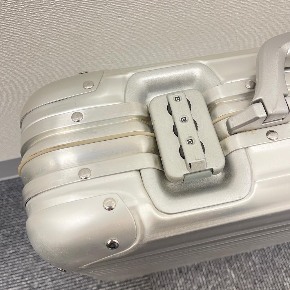 リモワ アタッシェケース 中古商品 928.14 22リットル