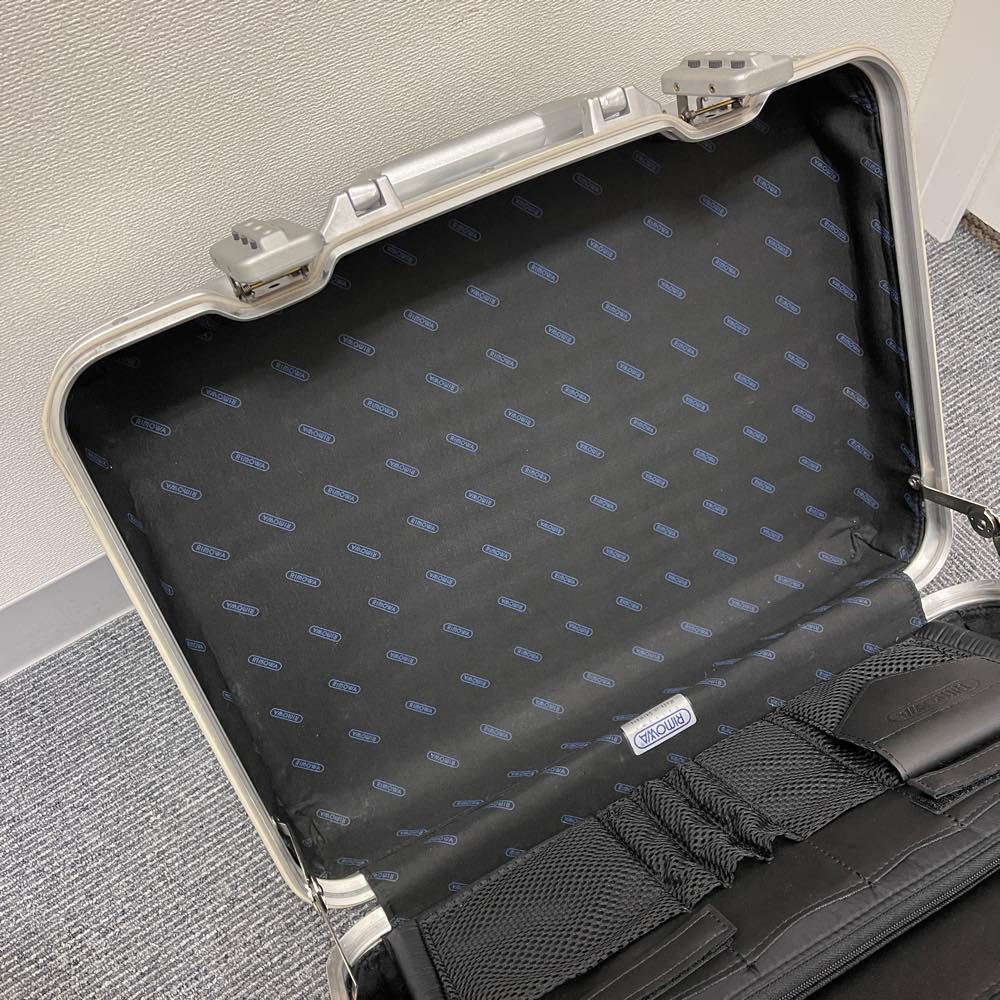 リモワ アタッシェケース 中古商品 928.14 22リットル