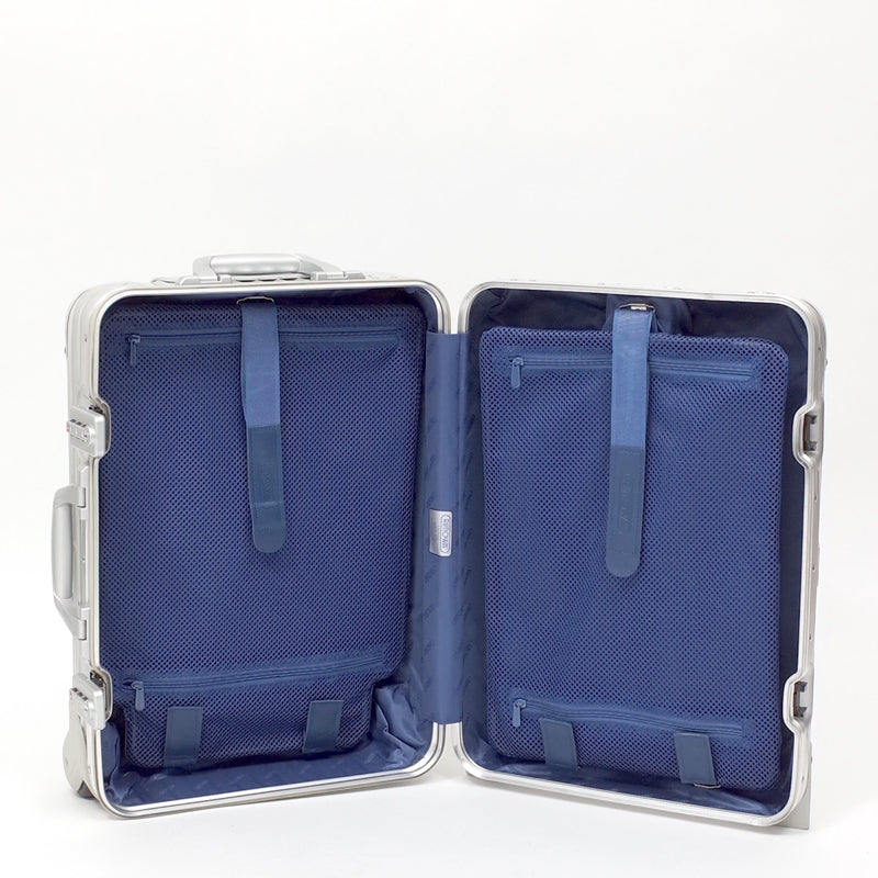 リモワ トパーズ 929.52 在庫商品 32リットル 2輪