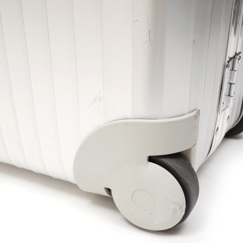 リモワ トパーズ 中古商品 931.77 104リットル 4輪