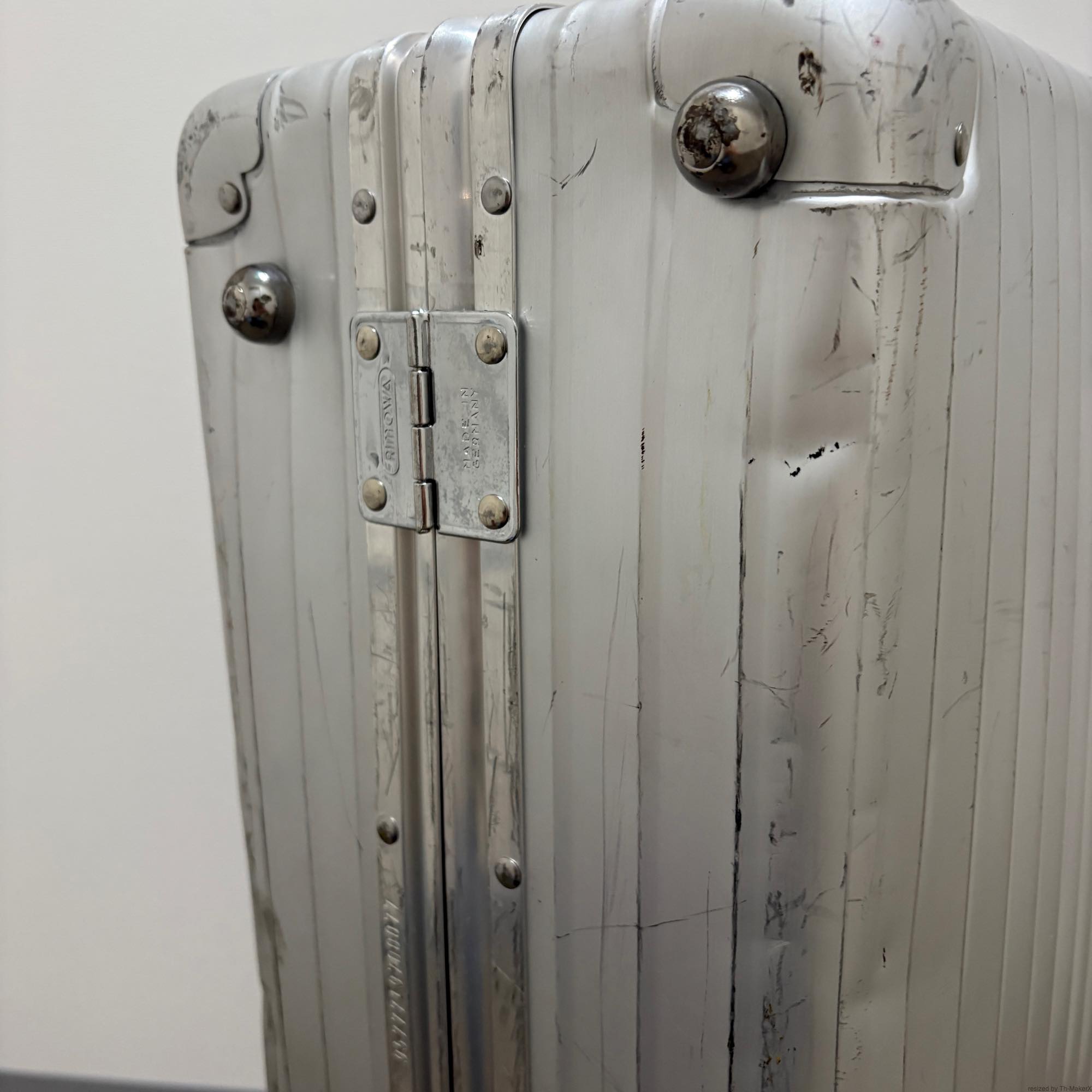 リモワ サバンナ 中古商品 U957.77 2輪
