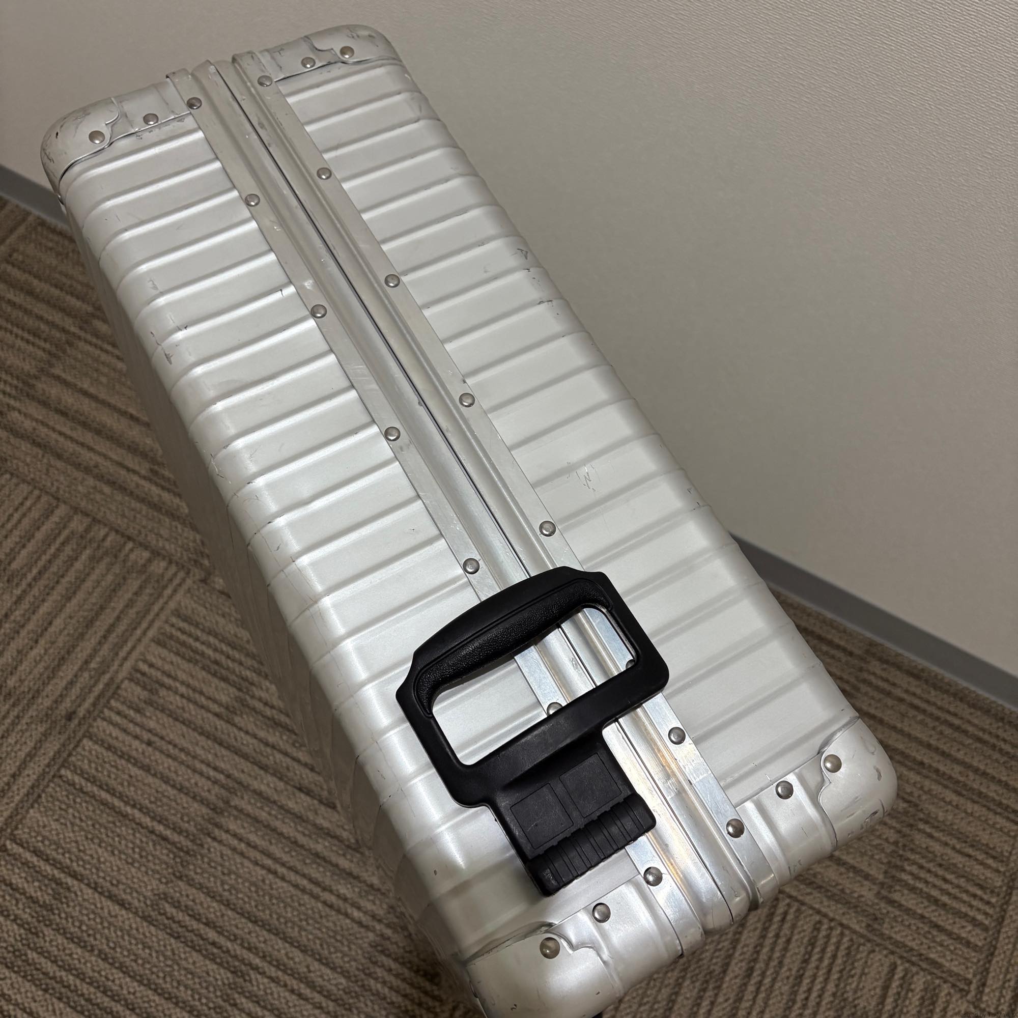 リモワ サバンナ 中古商品 U957.77 2輪