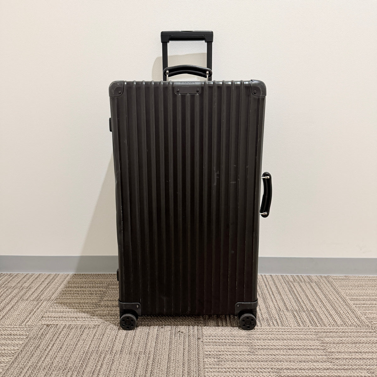 リモワ クラシック 中古美品 U973.75.01.4 100リットル 4輪