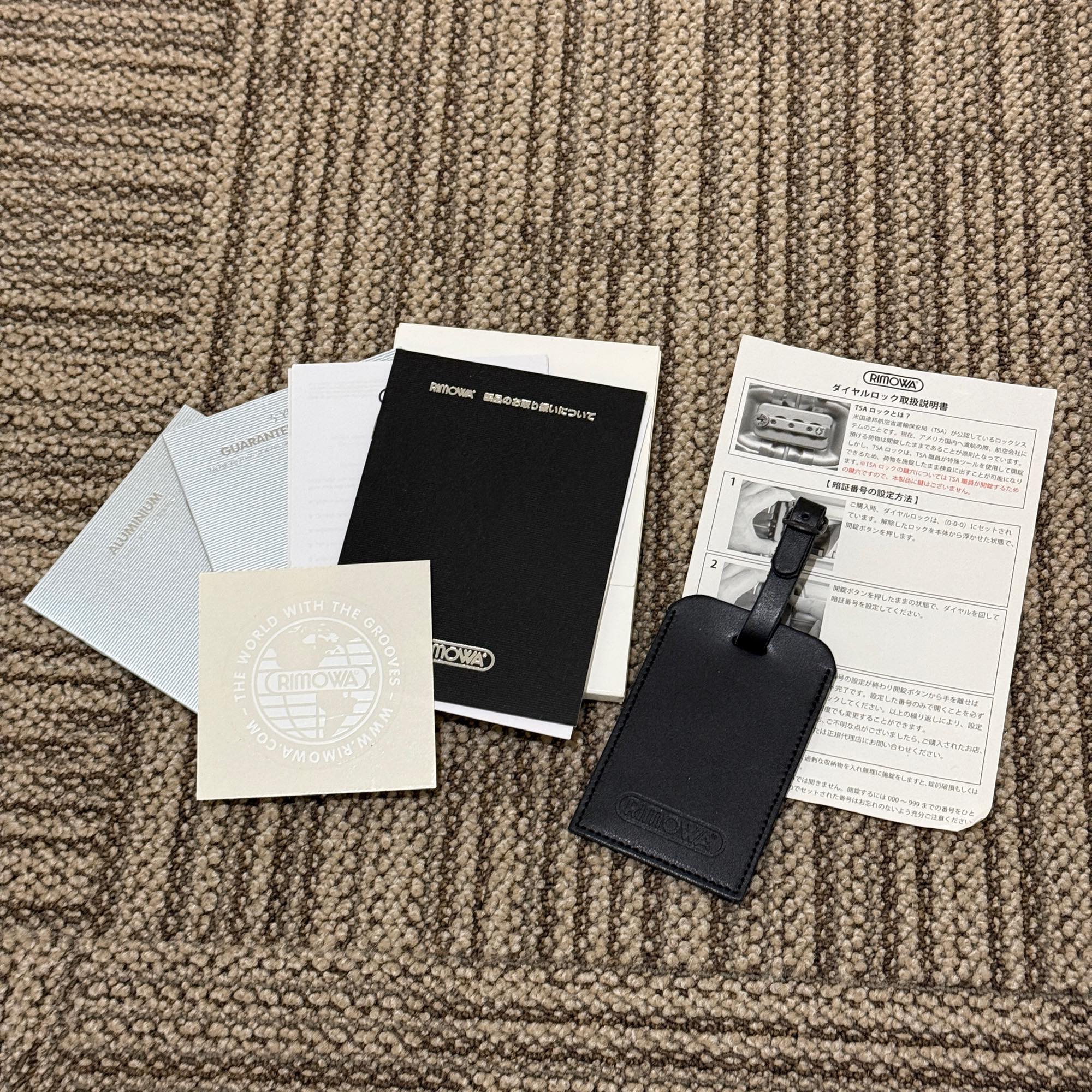 リモワ トパーズ ステルス 中古商品 985.97 64リットル 4輪