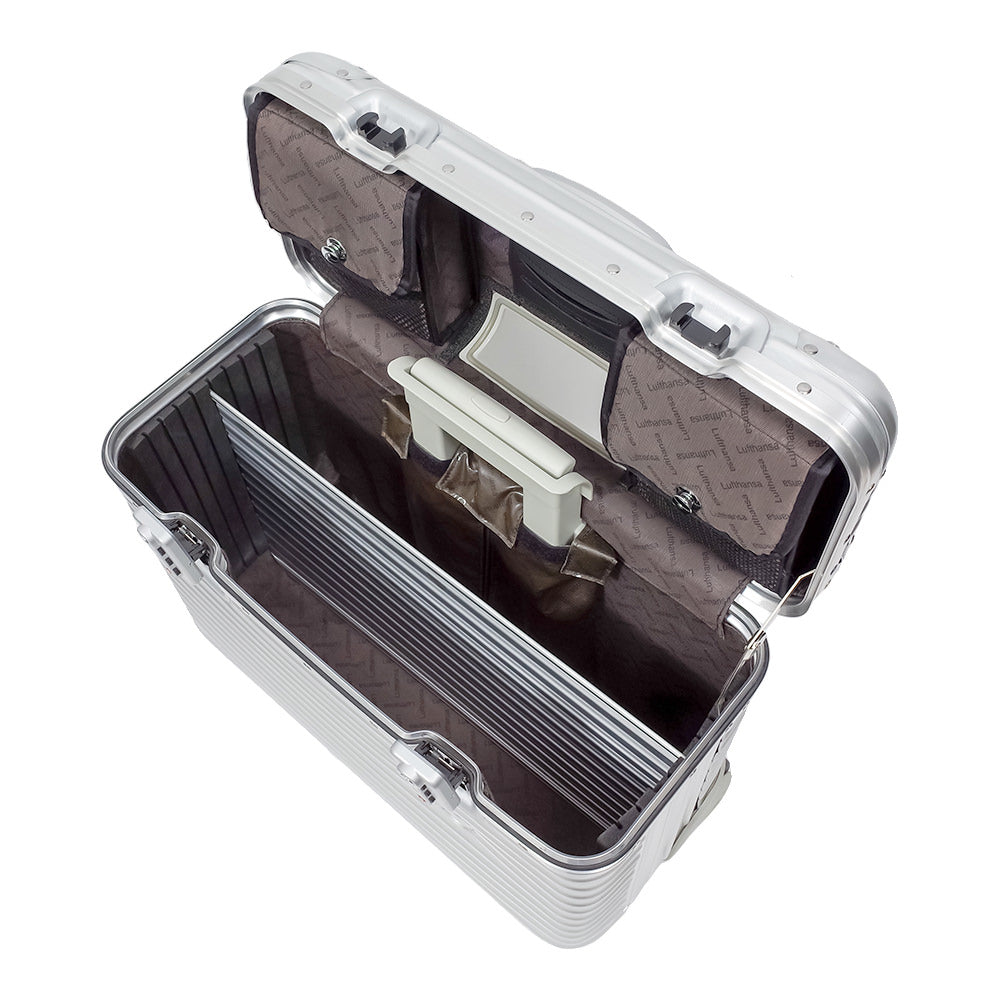 ルフトハンザ　リモワ　パイロット　中古美品　940.50 　29リットル　2輪