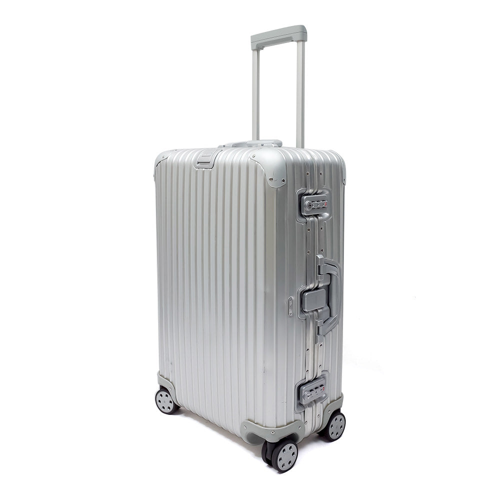 リモワ　トパーズ　中古商品　923.63　63リットル　4輪