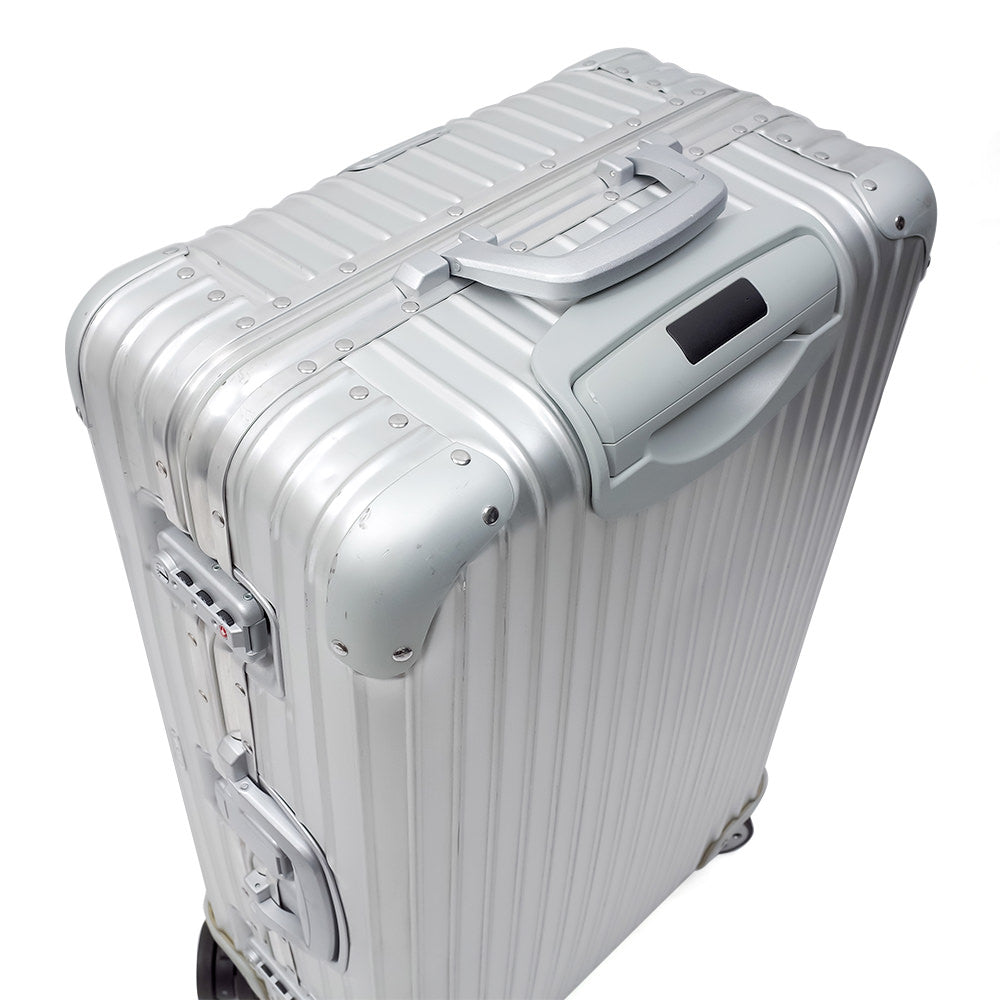リモワ　トパーズ　中古商品　923.63　63リットル　4輪