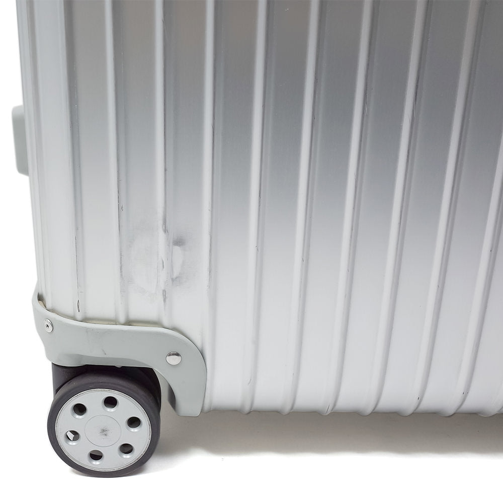 リモワ　トパーズ　中古商品　923.63　63リットル　4輪