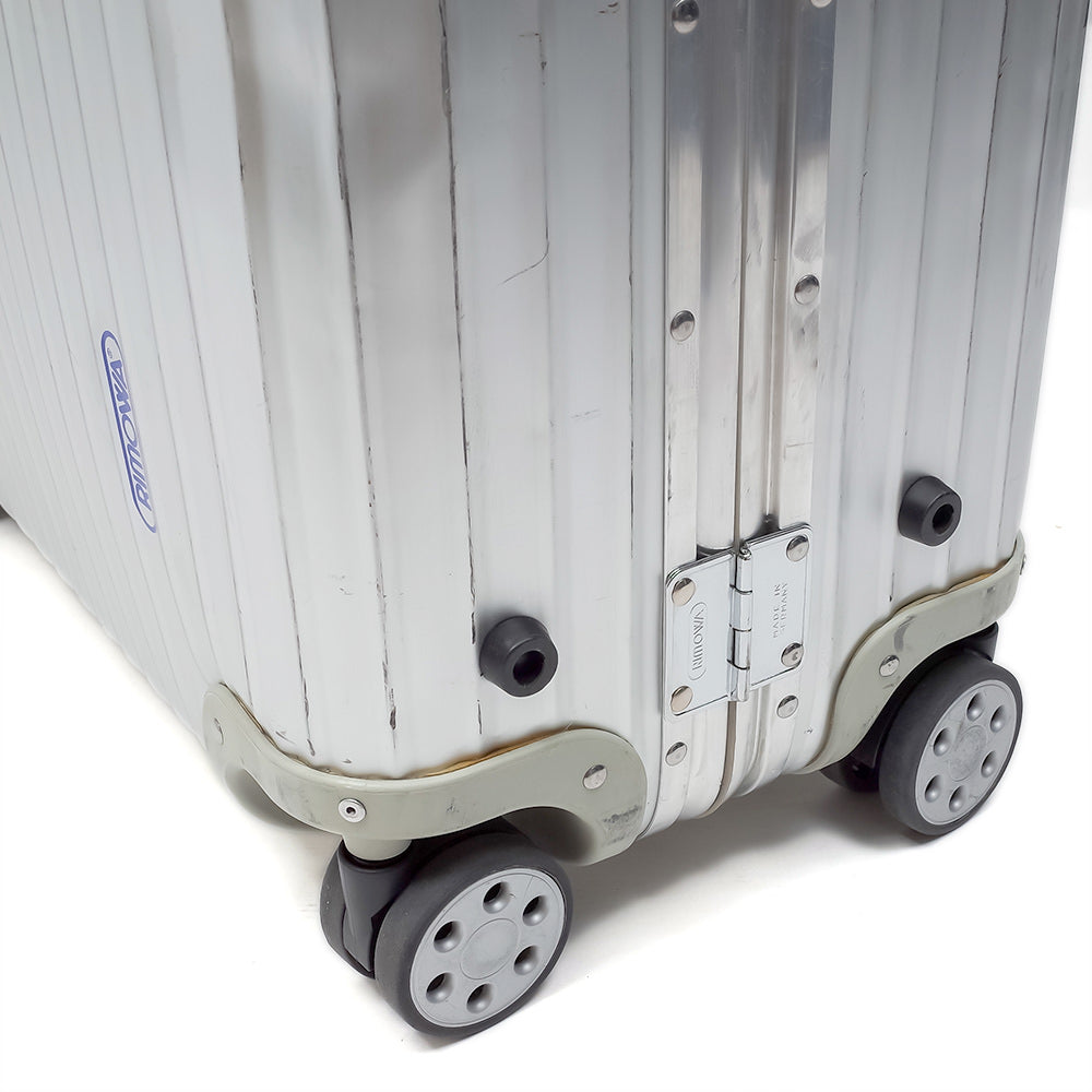 リモワ　トパーズ　中古商品　932.70-3　82リットル　4輪
