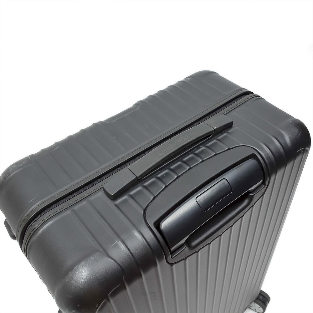リモワ　サルサ　中古商品　810.70　78リットル　4輪