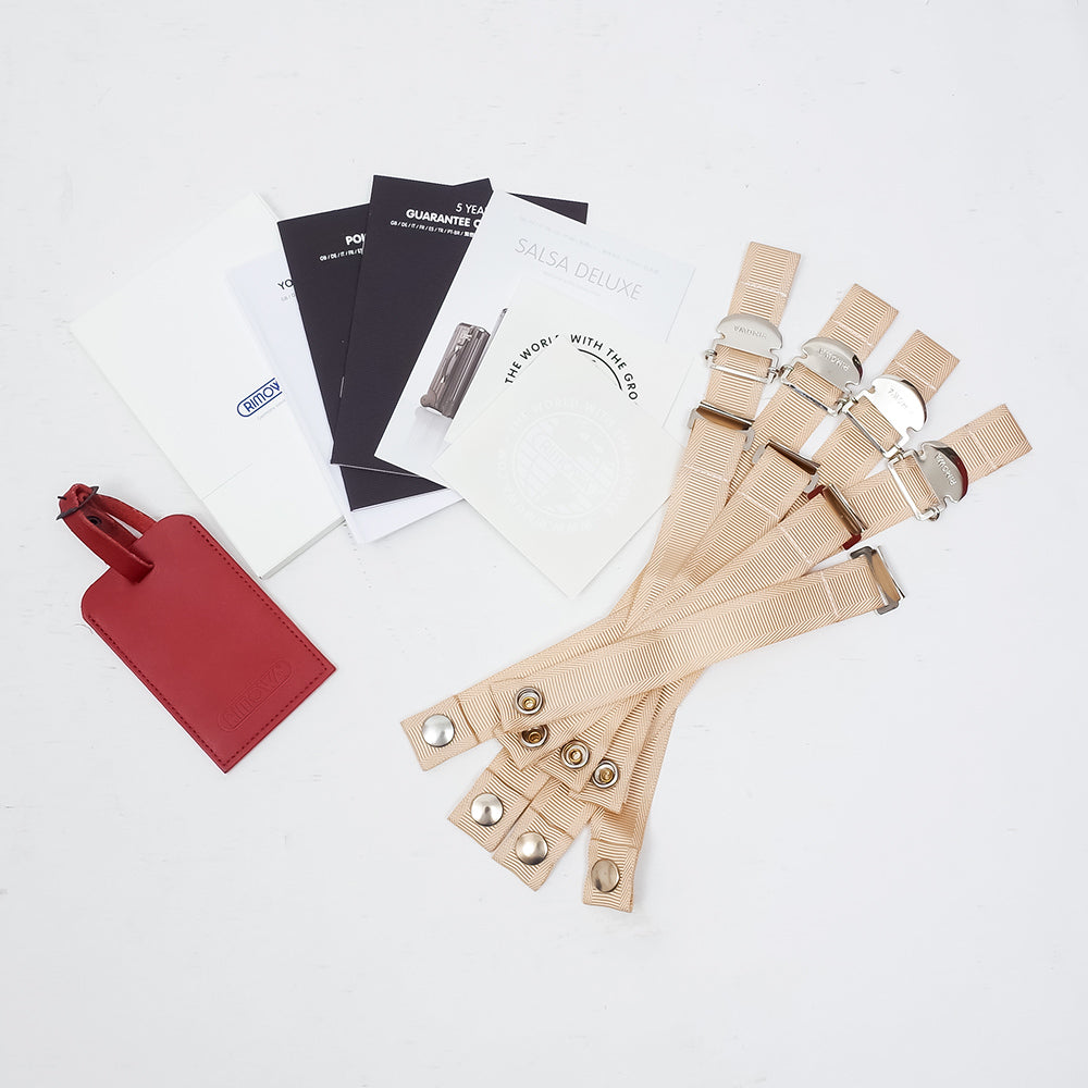 リモワ　サルサデラックス ハイブリッド　中古美品　23リットル　4輪