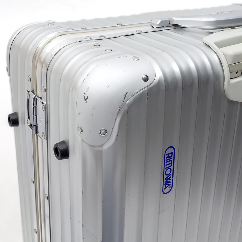 リモワ　トパーズ　中古商品　932.77-3　104リットル　4輪
