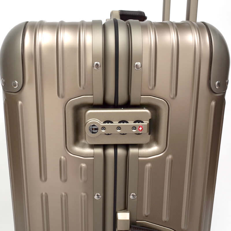 ルフトハンザ　リモワ　プライベートジェット　在庫商品　1748506　64リットル　4輪