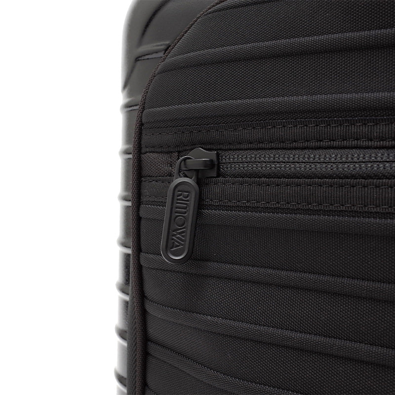 ルフトハンザ リモワ ボレロ 1749138 23リットル 4輪 – リモワ(RIMOWA