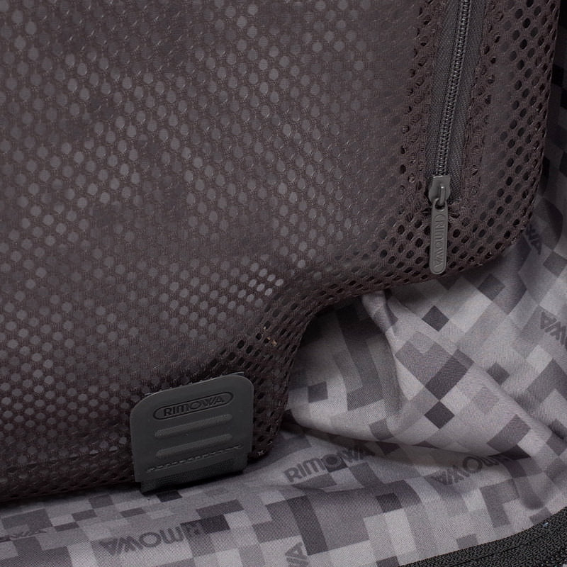リモワ サルサ 電子タグ 811.63.32.5 63リットル 4輪 – リモワ(RIMOWA