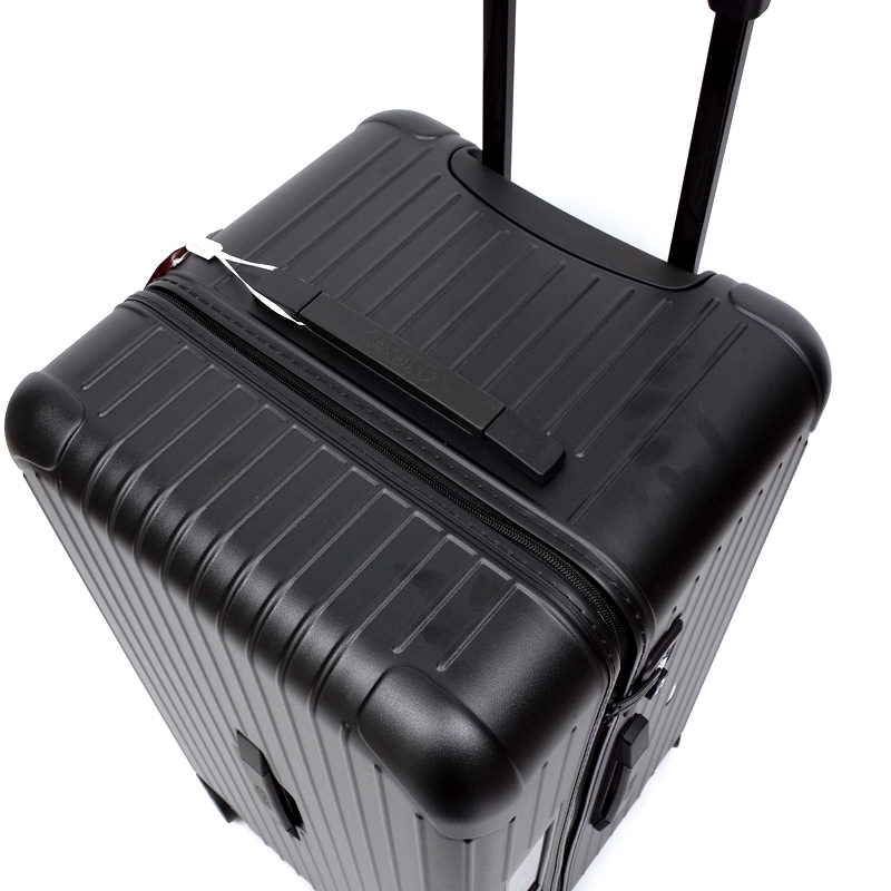 リモワ　サルサ　電子タグ　811.75.32.5　在庫商品　92リットル　4輪