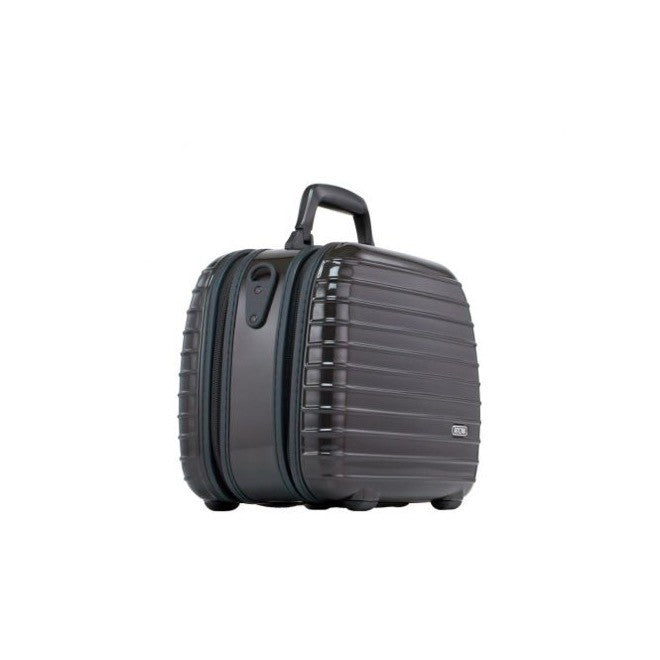 リモワ サルサ デラックス 830.38.33.0 16リットル – リモワ(RIMOWA
