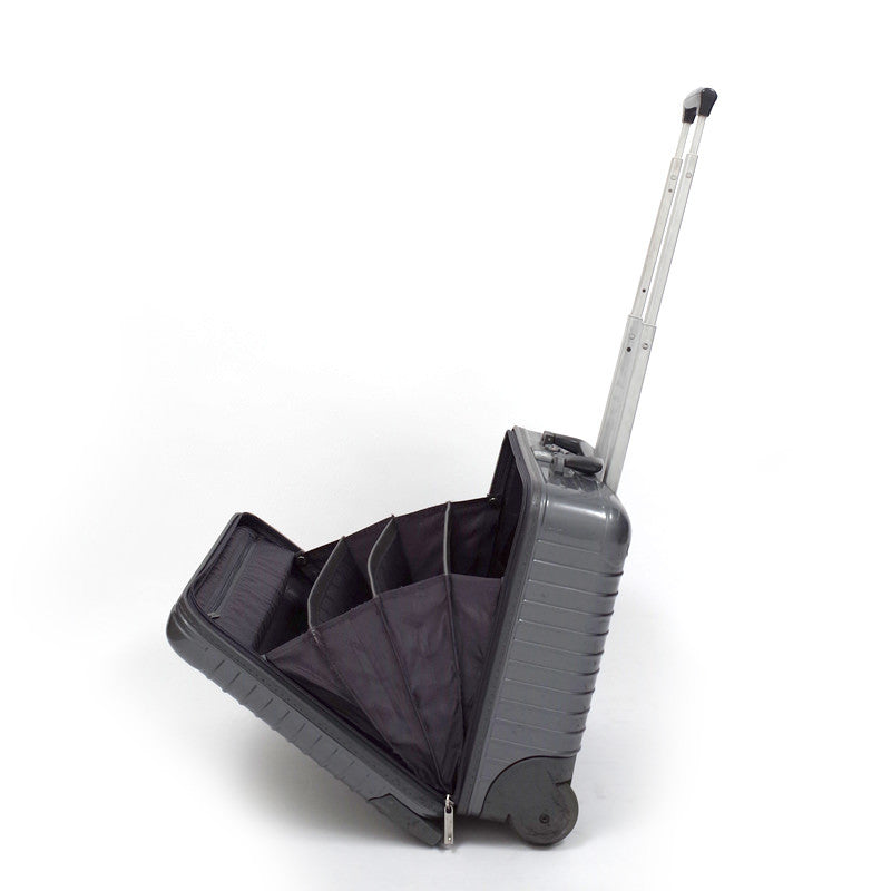 リモワ　サルサデラックス　中古品　830.40　23リットル　2輪