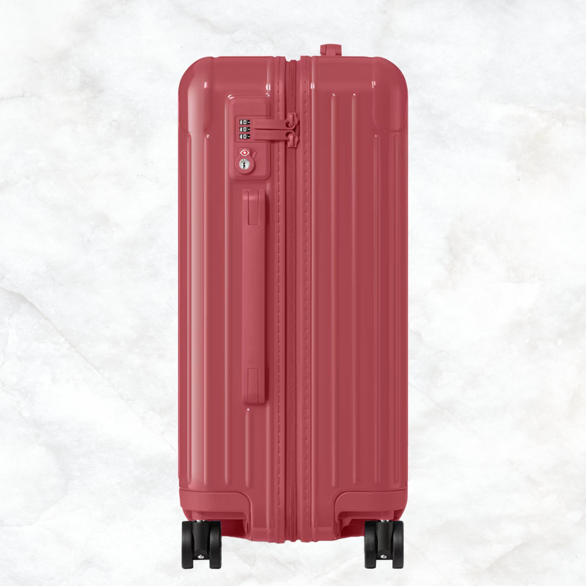 リモワ　エッセンシャル　832.53.95.1　キャビン　グロスグラナダピンク　36L