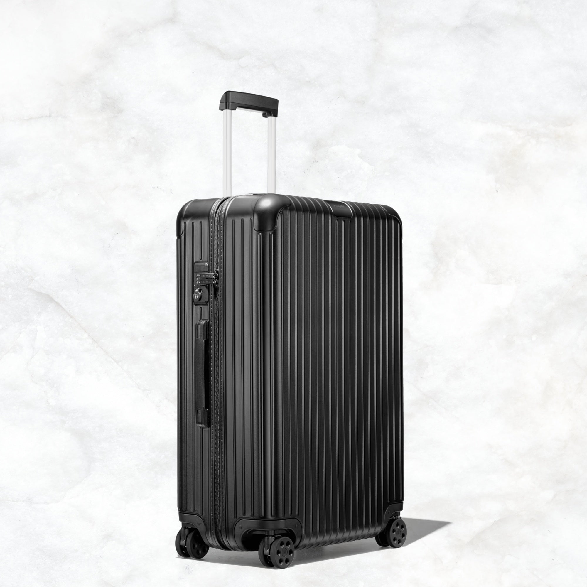 w2525wRIMOWA サルサ 35L機内持ち込みOK リモワのサイズの選び方 – リモワ(RIMOWA)専門通販サイト スーツケース