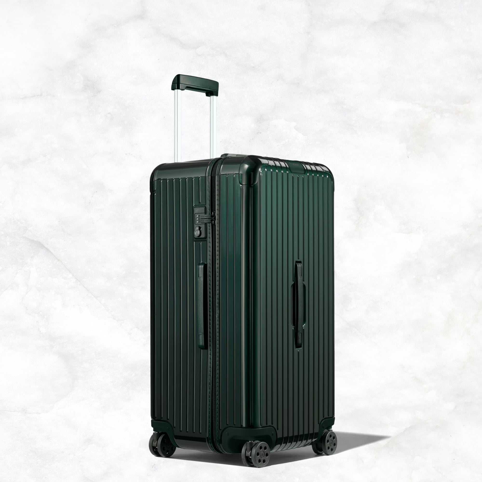 グリーン系 – リモワ(RIMOWA)専門通販サイト スーツケースマニア