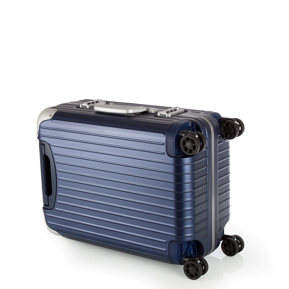 リモワ ハイブリッド 883.53.66.4  キャビン ホワイト 37L 在庫商品