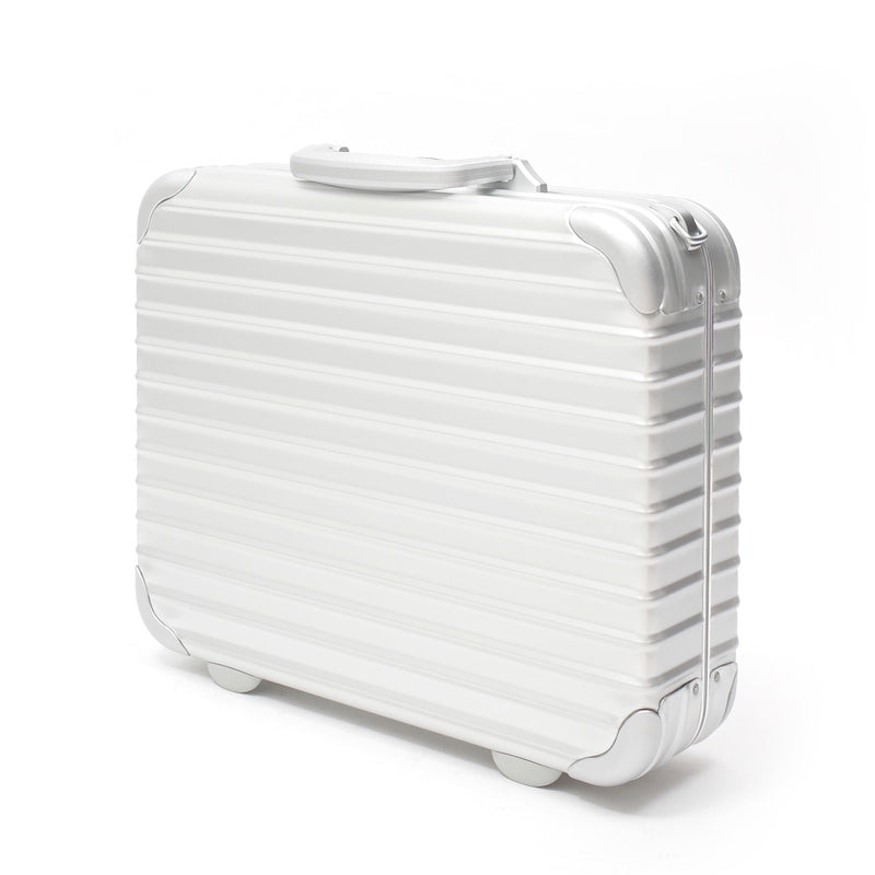 リモワ アタッシェ 900.08.00.0 10リットル – リモワ(RIMOWA)専門通販