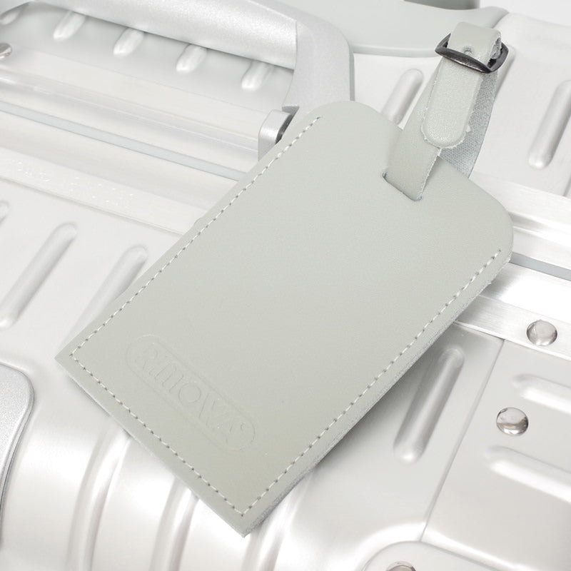 リモワ　トパーズ　923.56.00.4　在庫商品　45リットル　4輪