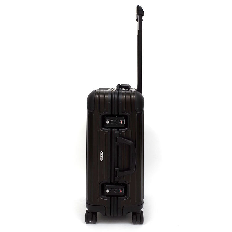 リモワ×モンクレール限定 34リットル 4輪 – リモワ(RIMOWA)専門通販