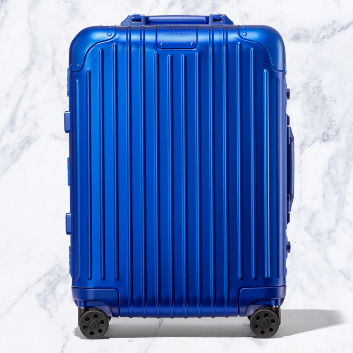 ブルー系 – リモワ(RIMOWA)専門通販サイト スーツケースマニア
