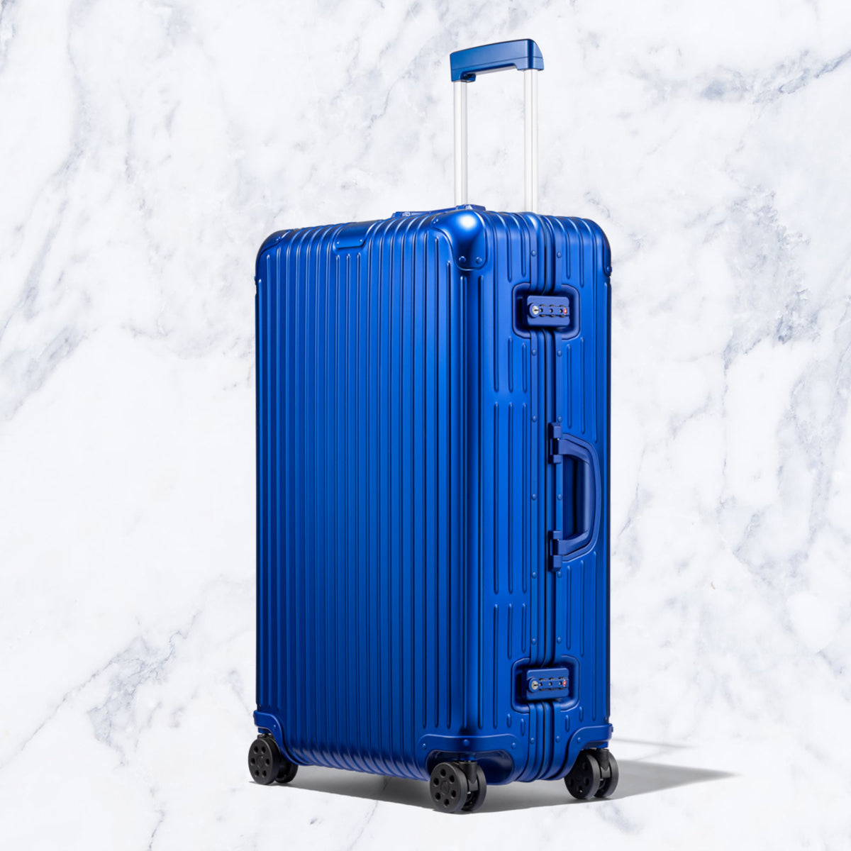 アルミニウム – リモワ(RIMOWA)専門通販サイト スーツケースマニア