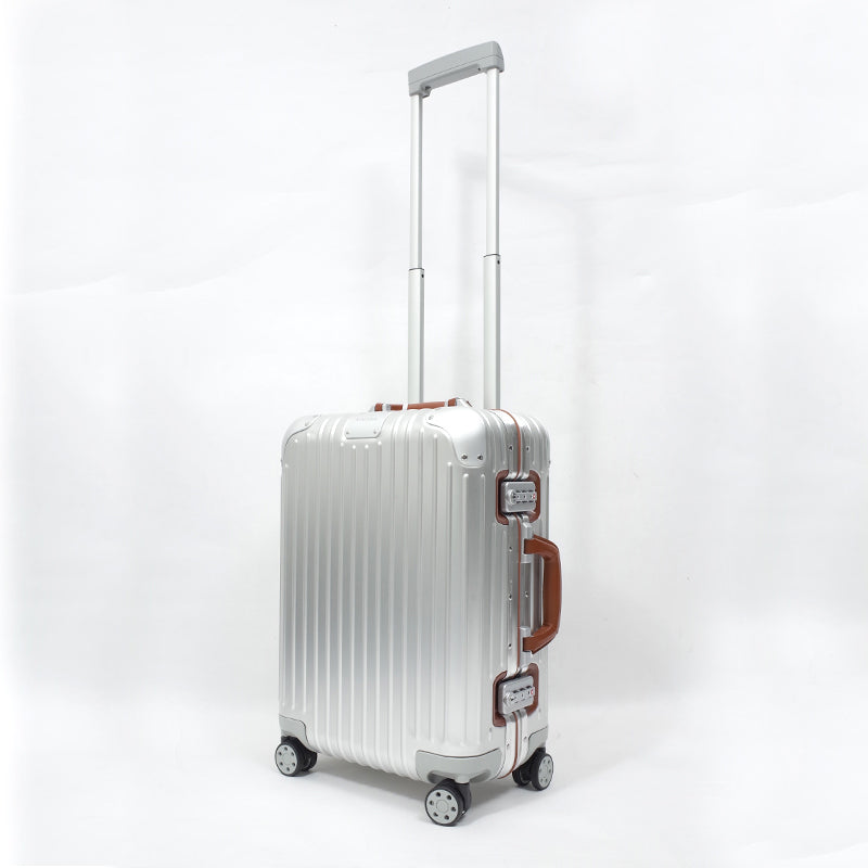 リモワ　オリジナル 925.90.04.2 キャビン ツイスト　35リットル　在庫商品　4輪