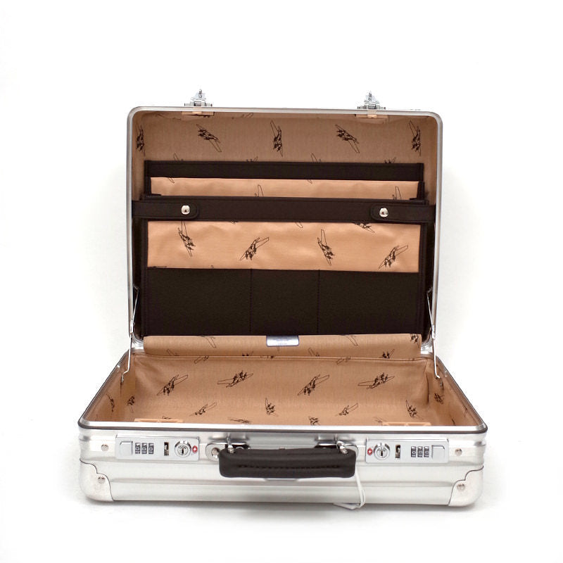 【週末限定価格】リモワ　クラシックフライト　971.12.00.0　25リットル　