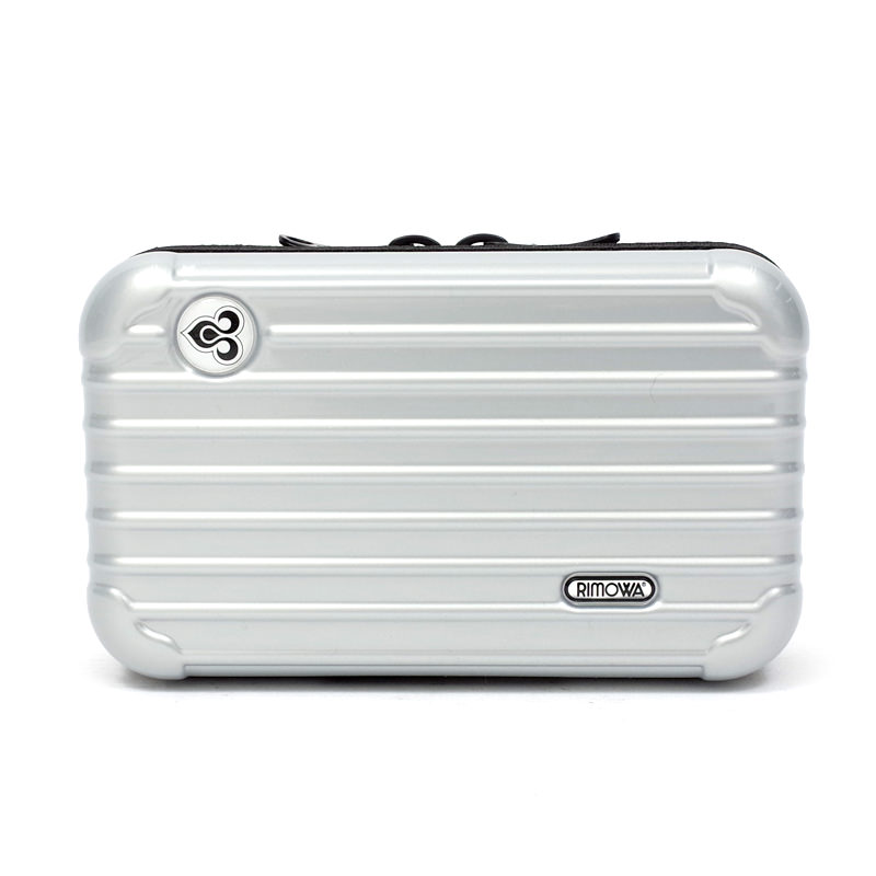 タイ航空限定 アメニティケース 在庫商品 シルバー – リモワ(RIMOWA