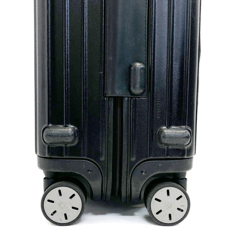 リモワ　サルサ　中古商品　871.63　63リットル　4輪