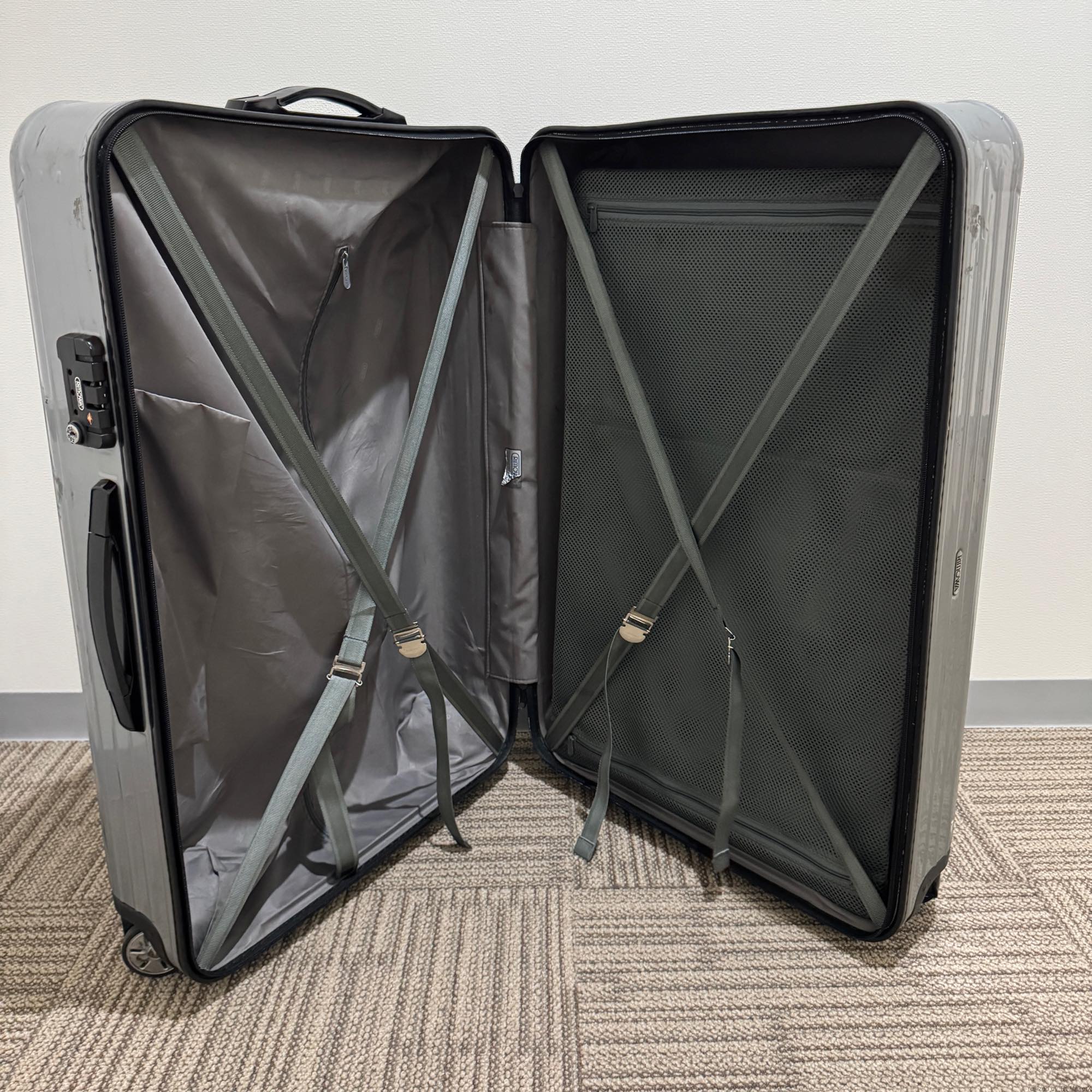 リモワ サルサ 876.77-4 107リットル ジャンク品 4輪 – リモワ(RIMOWA